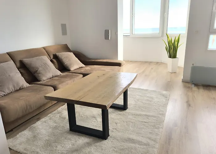 Lujoso Apartamento En Primera Linea De Playa