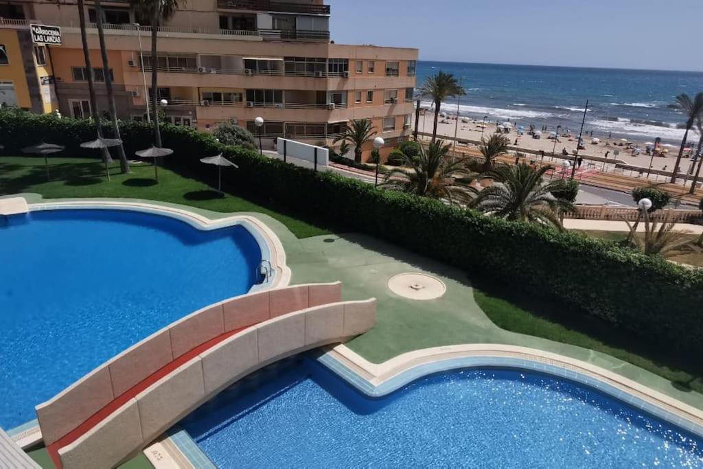 Lujoso En Primera Linea De Playa Appartement Alicante